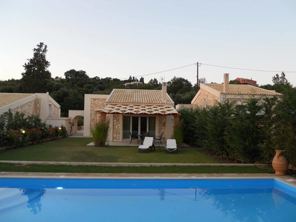 Villa Poulades 고우비아 외부 사진